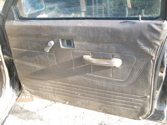 นิสสัน TD 2500 ขายถูกเครื่องดี คลัสซีสวย ภายในเอี่ยม โทร 087-851-5148