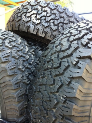 ขายยาง BF Goodrich Allterrain 265 70 r16   อย่างสวย
