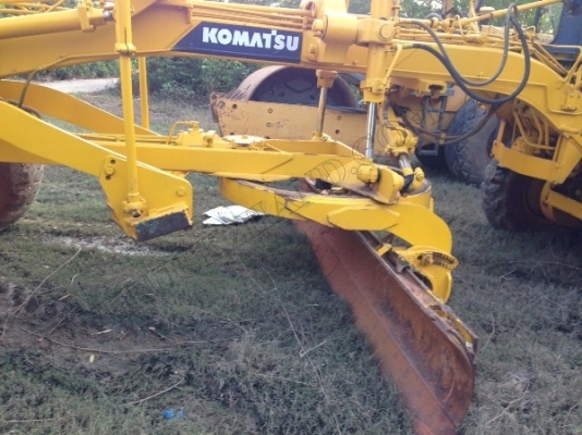 รถเกรด โคมัตสุ GD376H