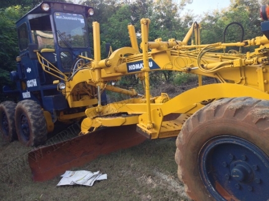 รถเกรด โคมัตสุ GD376H