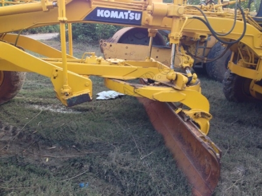 รถเกรด โคมัตสุ GD376H