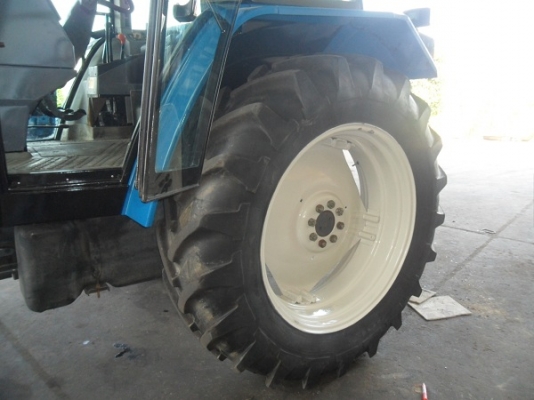 ขายแล้วครับ ขอบคุณท่านกำนันนงค์ ต.วังเย็น รถไถฟอร์ด7740 SL NEW HOLLAND เกียร์ธรรมดา มีเต่า/กระต่าย ท้ายธรรมดา ขายแล้วครับ ขอบคุณท่านกำนันนงค์ ต.วังเย็น รถไถฟอร์ด7740 SL NEW HOLLAND เกียร์ธรรมดา มีเต่า/กระต่าย ท้ายธรรมดา