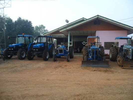 ขายแล้วครับ ขอบคุณท่านกำนันนงค์ ต.วังเย็น รถไถฟอร์ด7740 SL NEW HOLLAND เกียร์ธรรมดา มีเต่า/กระต่าย ท้ายธรรมดา ขายแล้วครับ ขอบคุณท่านกำนันนงค์ ต.วังเย็น รถไถฟอร์ด7740 SL NEW HOLLAND เกียร์ธรรมดา มีเต่า/กระต่าย ท้ายธรรมดา