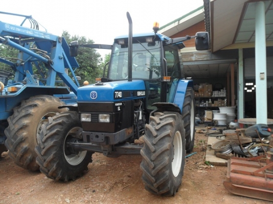 ขายแล้วครับ ขอบคุณท่านกำนันนงค์ ต.วังเย็น รถไถฟอร์ด7740 SL NEW HOLLAND เกียร์ธรรมดา มีเต่า/กระต่าย ท้ายธรรมดา ขายแล้วครับ ขอบคุณท่านกำนันนงค์ ต.วังเย็น รถไถฟอร์ด7740 SL NEW HOLLAND เกียร์ธรรมดา มีเต่า/กระต่าย ท้ายธรรมดา