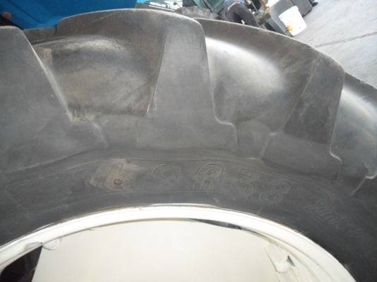 ขายแล้วครับ ขอบคุณท่านกำนันนงค์ ต.วังเย็น รถไถฟอร์ด7740 SL NEW HOLLAND เกียร์ธรรมดา มีเต่า/กระต่าย ท้ายธรรมดา ขายแล้วครับ ขอบคุณท่านกำนันนงค์ ต.วังเย็น รถไถฟอร์ด7740 SL NEW HOLLAND เกียร์ธรรมดา มีเต่า/กระต่าย ท้ายธรรมดา