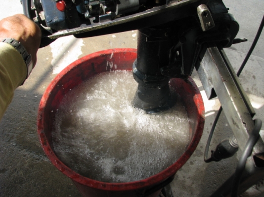 เครื่องเก่า 9 แรง ทองขาว หางสั้น เครื่องเก่า 9 แรง ทองขาว หางสั้น