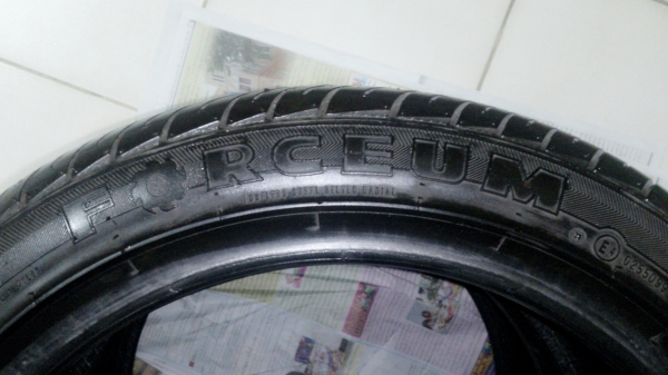 ขายยาง FORCEUM D850 195/45/15 ดอกเยอะมาก ยางปี 2013
