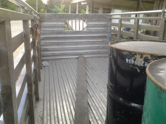 ขายกะบะสเตนเลสหกล้อNKRสภาพสวย