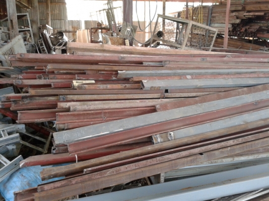 เหล็กมือสอง ตัวc หน้า 3,4,5,6 กล่อง แป๊บ  ตามสภาพ