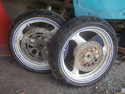 ขายล้อแบนดิส 400