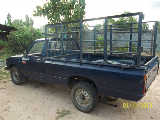 ขาย TOYOTA LN40 ดีเซล บรรทุกราคาถูก  ทะเบียนดีภาษีครบ