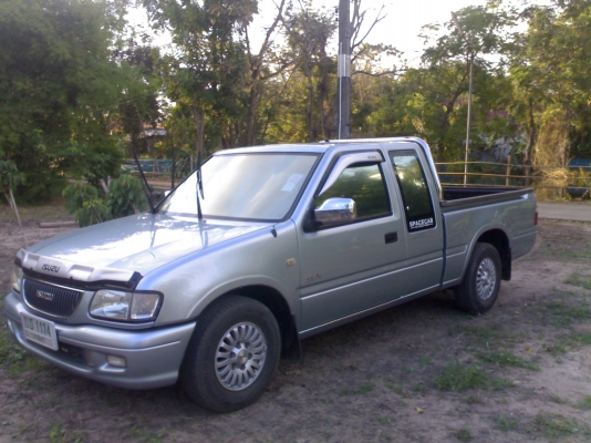 ขาย ISUZU DRAGON EYE SLX2500 โบว์ ปี2000  พ่อค้าตัดได้230000คับ