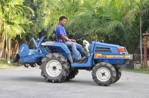 ขายรถไถ ISEKI 4WD พร้อมโรตารี่หลัง สภาพสวยเดิมญี่ปุ่นไม่เคยใช้งานในไทย 89,000 บาท