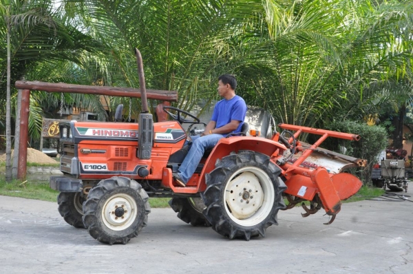 ขายรถไถHINOMOTO 4WD(19แรง) พร้อมโรตารี่หลัง สภาพสวยเดิมญี่ปุ่นไม่เคยใช้งานในไทย 95,000 บาท