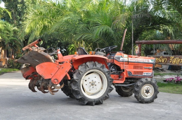 ขายรถไถHINOMOTO 4WD(19แรง) พร้อมโรตารี่หลัง สภาพสวยเดิมญี่ปุ่นไม่เคยใช้งานในไทย 95,000 บาท