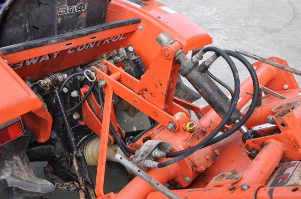 ขายรถไถHINOMOTO 4WD(19แรง) พร้อมโรตารี่หลัง สภาพสวยเดิมญี่ปุ่นไม่เคยใช้งานในไทย 95,000 บาท