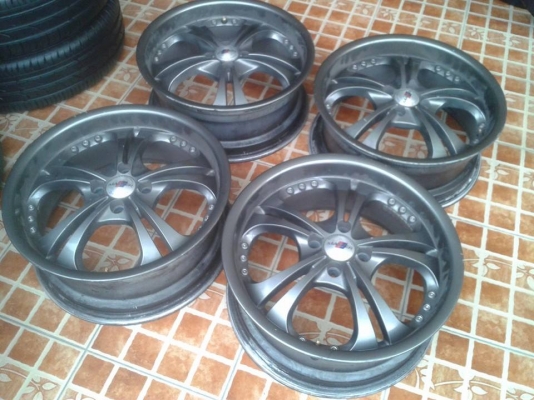 แม็ก17"(ขาย4,900.-) ใส่4รู100 กว้าง7",et40 สีเทากัล ไม่ค้ด,ไม่ดุ่ง,ไม่แตก สภาพตามการใช้งาน