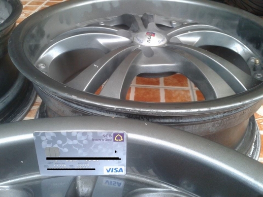 แม็ก17"(ขาย4,900.-) ใส่4รู100 กว้าง7",et40 สีเทากัล ไม่ค้ด,ไม่ดุ่ง,ไม่แตก สภาพตามการใช้งาน