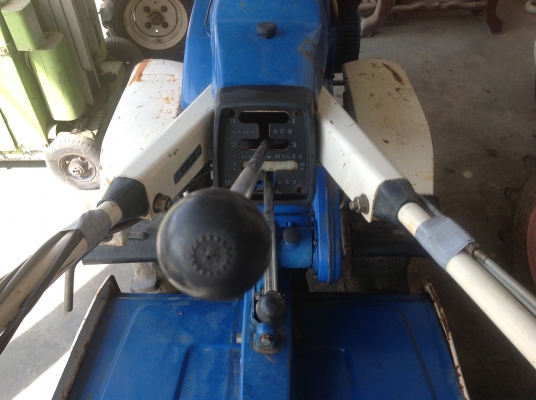 ขายรถไถพรวนดินเเบบเดินตามเก่าญี่ปุ่นยี่ห้อ iseki ขนาด 7.5 แรงม้าสภาพสวยมากๆพร้อมใช้งาน ขายรถไถพรวนดินเเบบเดินตามเก่าญี่ปุ่นยี่ห้อ iseki ขนาด 7.5 แรงม้าสภาพสวยมากๆพร้อมใช้งาน