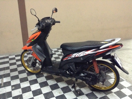 ขาย!!!ฮอนด้าคลิ๊ก ปี50 รถเครื่องดีคับ มีเล่มทะเบียนครบ ภาษีไม่หมด ขาย!!!ฮอนด้าคลิ๊ก ปี50 รถเครื่องดีคับ มีเล่มทะเบียนครบ ภาษีไม่หมด