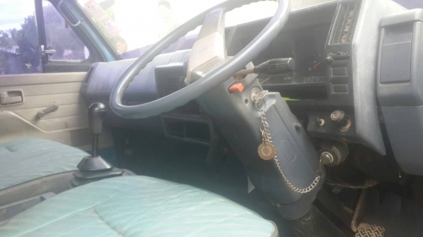 ขายด่วนหกล้อ115 NPR59LU5M สภาพพร้อมใช้ เอกสารพร้อมยาว4.3เมตรรีบจอง 0801515451