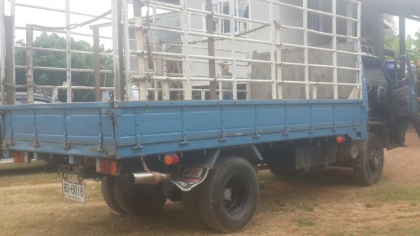 ขายด่วนหกล้อ115 NPR59LU5M สภาพพร้อมใช้ เอกสารพร้อมยาว4.3เมตรรีบจอง 0801515451