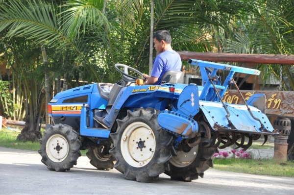 ขายรถไถ ISEKI4WD พร้อมโรตารี่หลัง สภาพสวยเดิมญี่ปุ่นไม่เคยใช้งานในไทย 95,000 บาท