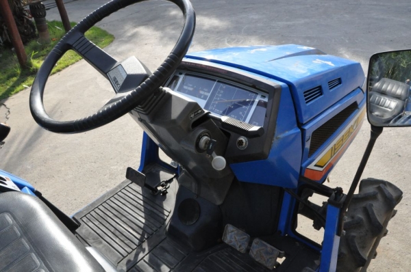 ขายรถไถ ISEKI4WD พร้อมโรตารี่หลัง สภาพสวยเดิมญี่ปุ่นไม่เคยใช้งานในไทย 95,000 บาท