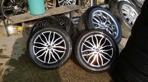 ขายล้อTRD ขอบ 15 พร้อมยางชุดละ11500