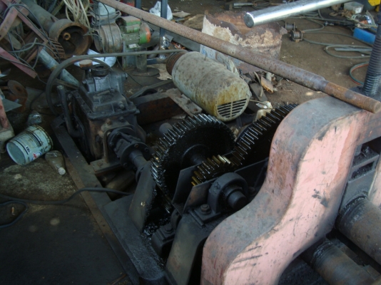 เครื่องอัด 100 ตัน