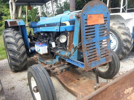 รถไถ FORD AT 6610 ( ตัวแท้.) ปี 47. ( เพลา เดียว. ) สนใจติดต่อ 081 - 6079515 รถไถ FORD AT 6610 ( ตัวแท้.) ปี 47. ( เพลา เดียว. ) สนใจติดต่อ 081 - 6079515