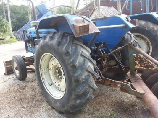 รถไถ FORD AT 6610 ( ตัวแท้.) ปี 47. ( เพลา เดียว. ) สนใจติดต่อ 081 - 6079515 รถไถ FORD AT 6610 ( ตัวแท้.) ปี 47. ( เพลา เดียว. ) สนใจติดต่อ 081 - 6079515