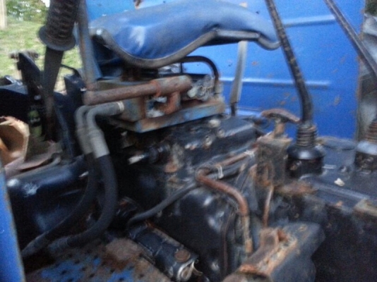 รถไถ FORD AT 6610 ( ตัวแท้.) ปี 47. ( เพลา เดียว. ) สนใจติดต่อ 081 - 6079515 รถไถ FORD AT 6610 ( ตัวแท้.) ปี 47. ( เพลา เดียว. ) สนใจติดต่อ 081 - 6079515