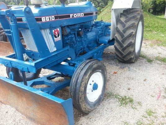รถไถ FORD  6610  ( ตัวแท้.)    สนใจติดต่อ 081 - 6079515