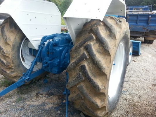 รถไถ FORD 6610 ( ตัวแท้.) สนใจติดต่อ 081 - 6079515 รถไถ FORD 6610 ( ตัวแท้.) สนใจติดต่อ 081 - 6079515