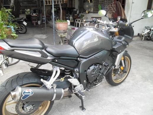 ขาย FZ-1 (fazer1000) รถศูนย์ ปี08 ทะเบียนแท้