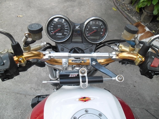 ขาย cb 1300 ปี 04 สี่เดิมญี่ปุ่น ท่อ full กันสบัด WP ทะเบียนแท้