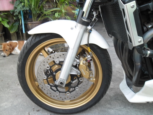 ขาย cb 1300 ปี 04 สี่เดิมญี่ปุ่น ท่อ full กันสบัด WP ทะเบียนแท้