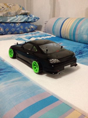 ขอขายรถบังคับสายพาน ไฟฟ้า รีโมทดิจิตอลของ futaba 2pl รายละเอียด ติดต่อ โทร0875077464โส ไห้หมดเลย ตามรูปเลยคับ ราคา4500บาท