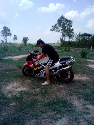 ธานา//กาฬสินธุ์  VFR400  NC30  Y92    เดิมๆทุกเม็ดต้องการขาย/แลก