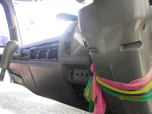 HINO-10ล้อ-FL3H-เครื่องHO7D-195--เครนทานาโด้5ตัน3ปลอก2ชักท้องวีV--7,50เมตร--