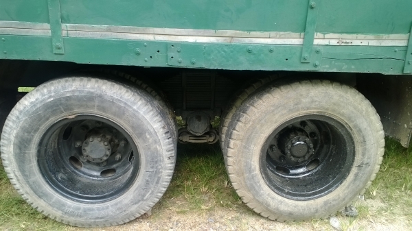 10ล้อเพลาเดียว KT925 เก่าแต่แจ๋ว....เครื่องนิ่ม คัสซีสวยมาก หัวเก๋งยกเบา..