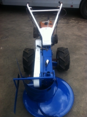 ขายรถตัดหญ้าเดินตาม Orec ขายรถตัดหญ้าเดินตาม Orec