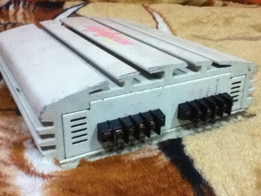 ขายแอมป์ SENTREK (2ch)เสียงดี แรงๆ ขายถูกๆ 700.- ขายแอมป์ SENTREK (2ch)เสียงดี แรงๆ ขายถูกๆ 700.-