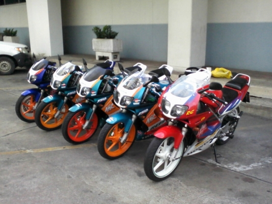 NSR PROARM 150SP ขายด่วน กทม  สีแดง ขาว  สภาพดีครับ เครื่องยนต์ ดีเยี่ยมครับ สนใจติดต่อด่วน 0808051985 คุณ แจ็ค ราคา พิเศษ อยู่ ที่ กทม สีลม ซอย 10  บางรัก  กทม 10500