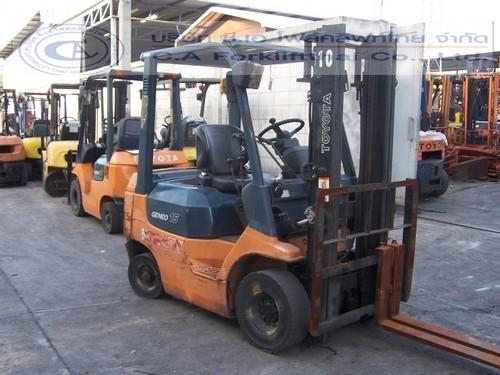 ขาย รถโฟล์คลิฟท์ TOYOTA รุ่น 7FG-15