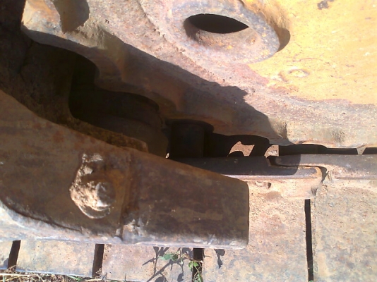 แทรคเตอร์ CAT D3 B ใบมีด 6 ทิศทาง