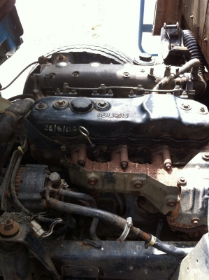 ขายถูก รถบรรทุก 6 ล้อกลาง. Isuzu. พวงมาลัยเพาเวอร์.  4 สูบ. 110. แรงม้า.ราคา 290,000  ติดต่อ.  คุณท๊อป. 087-786-4923