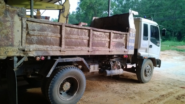 6ล้อดั้ม195แรง FTR33F รถห้างแท้ มือเดียวออกป้ายแดง ยางเต็ม..