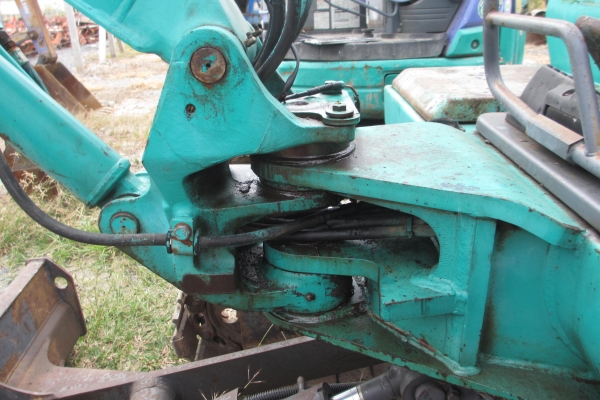 KOMATSU PC30-7 เก่านอก พร้อมใช้สุดๆ KOMATSU PC30-7 เก่านอก พร้อมใช้สุดๆ